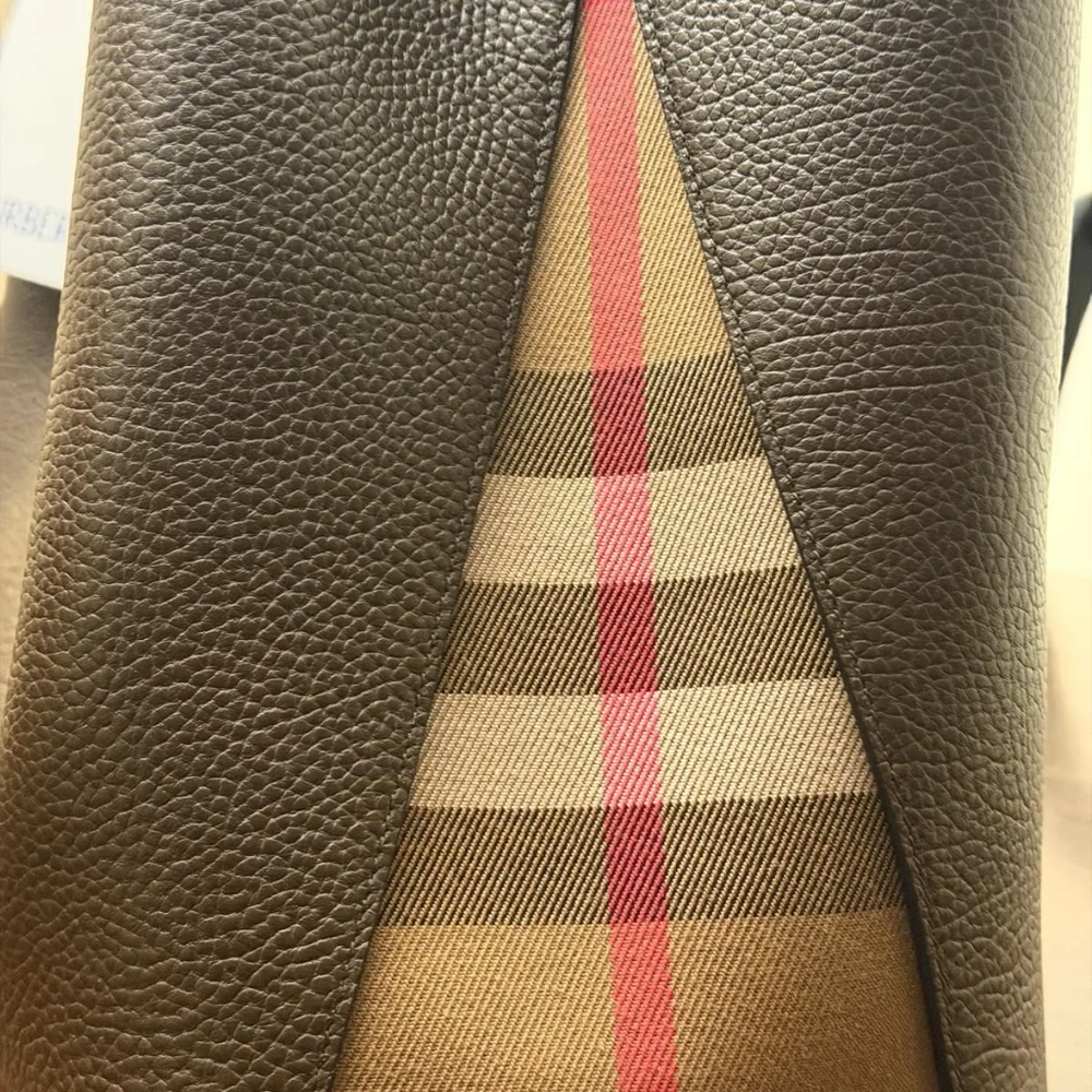 Burberry Medium Bermondsey Tote Ebony Brown | New With Tags | Authentic - Picture 5 of 8
